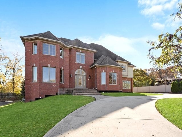 view of front property with a front yard