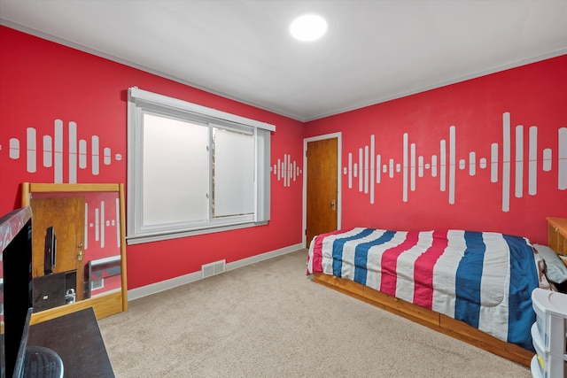 bedroom featuring carpet floors