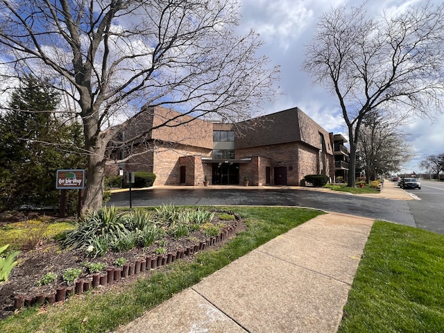 view of home's exterior