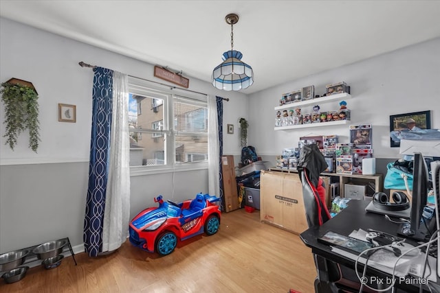 office with hardwood / wood-style floors