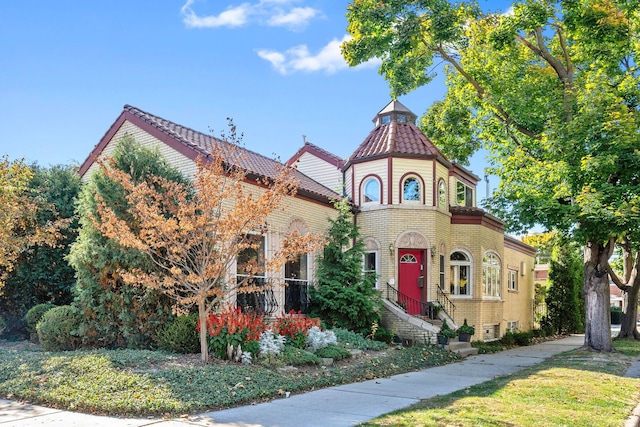 view of front of house