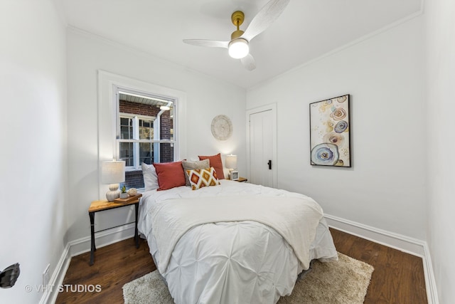 bedroom featuring dark hardwood / wood-style floors and ceiling fan