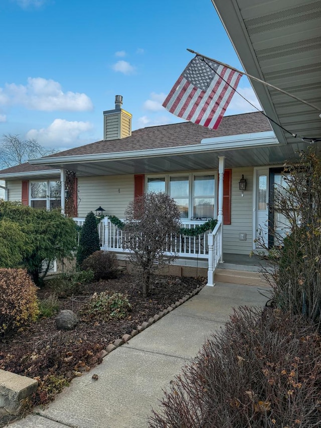 view of front facade with a porch