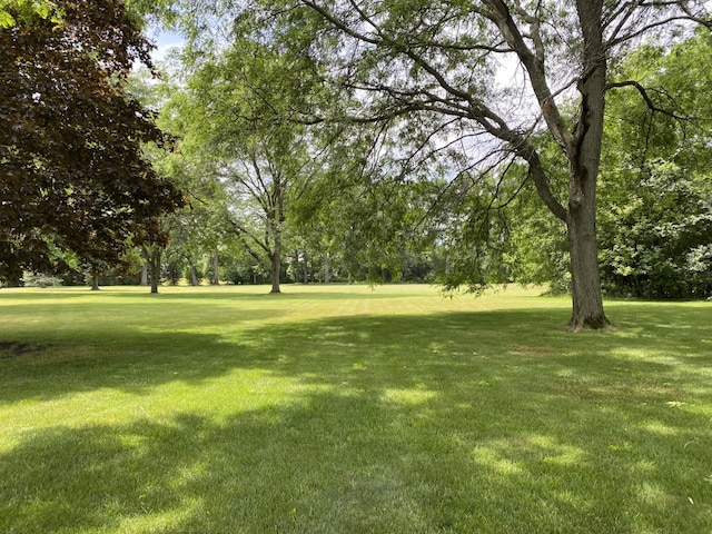 687 W Old Elm Rd, Lake Forest IL, 60045 land for sale