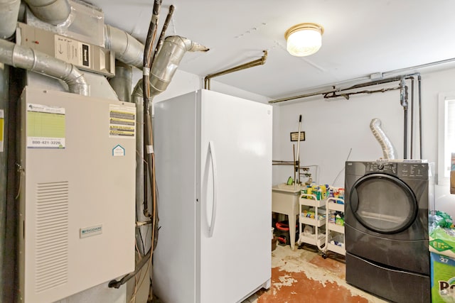 utilities with washer / clothes dryer