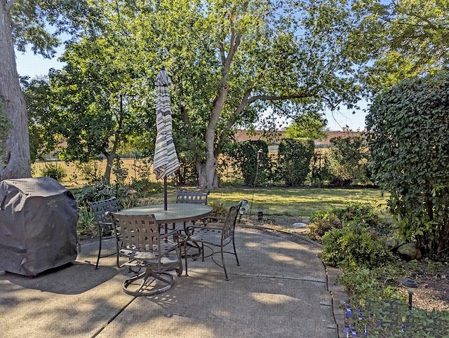 view of patio featuring area for grilling