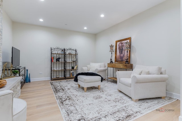 living area with light wood-type flooring