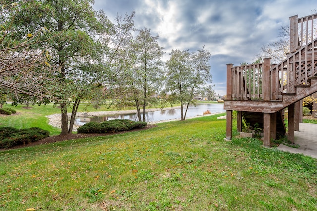 view of yard with a water view