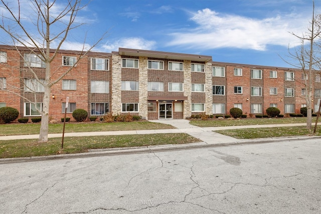 Listing photo 2 for 10210 Washington Ave Unit 108, Oak Lawn IL 60453