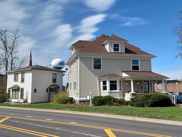 view of front of property with covered porch