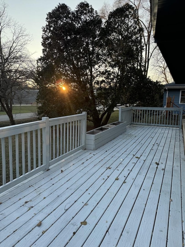 view of deck at dusk