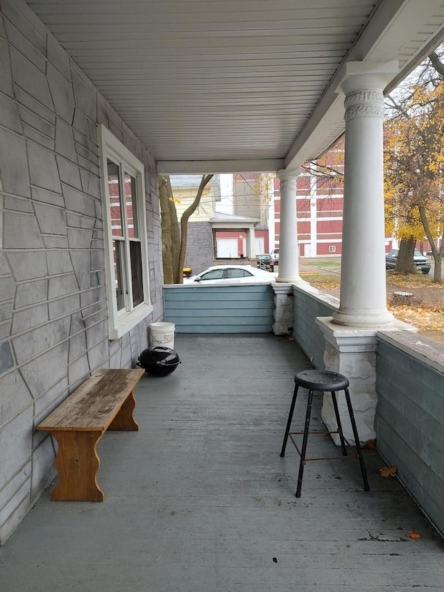 view of patio featuring covered porch