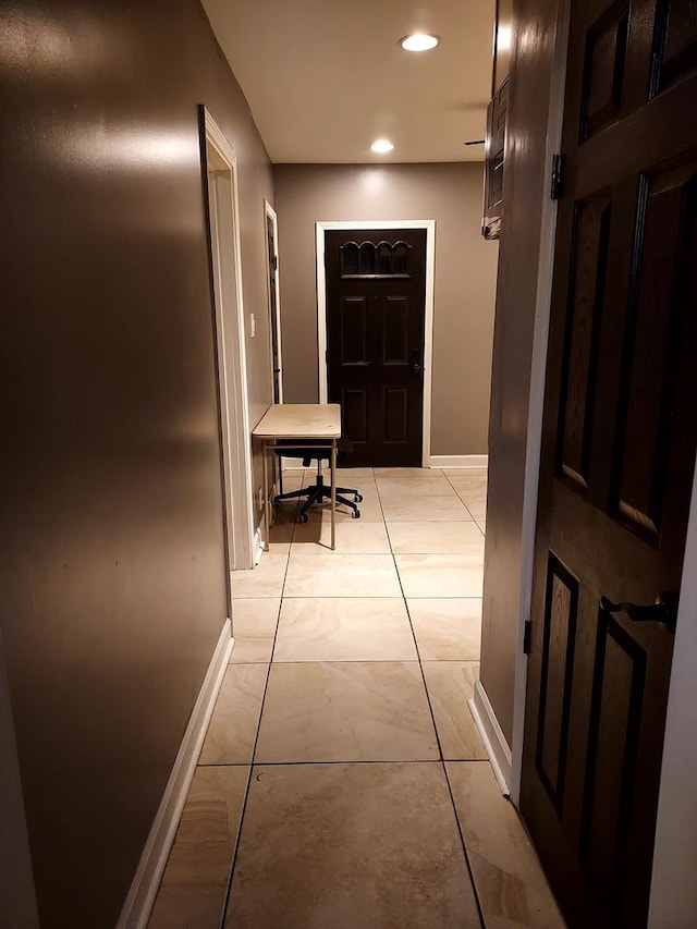1408 W 71st Pl, Chicago, IL 60636 - hallway with baseboards and recessed lighting