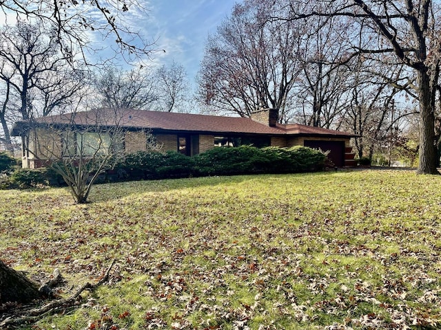 exterior space with a front yard