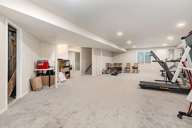 workout room featuring recessed lighting, baseboards, and carpet floors