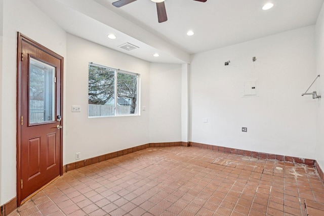 unfurnished room featuring ceiling fan