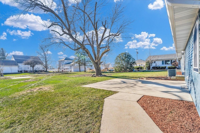 view of yard with a patio area