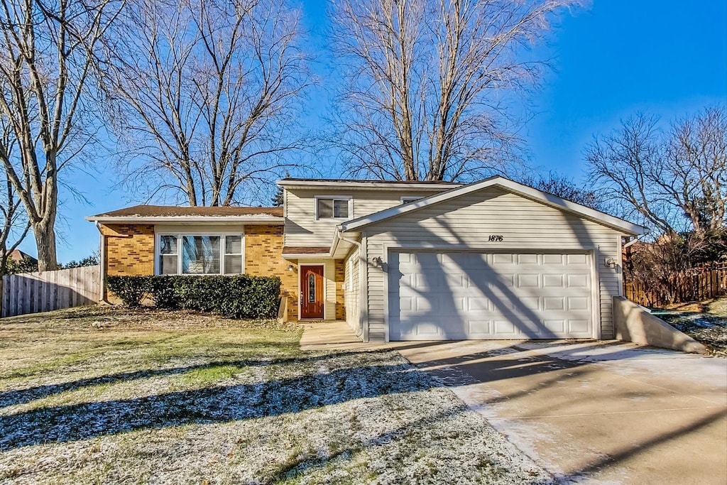 view of front of home featuring a garage