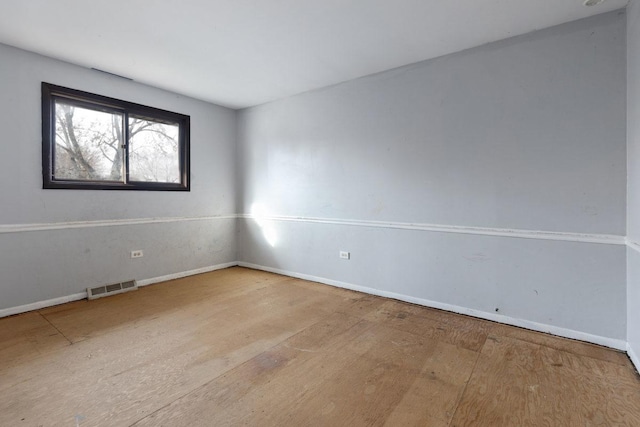 empty room featuring light hardwood / wood-style flooring