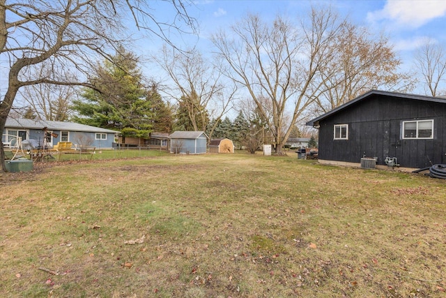 view of yard featuring cooling unit