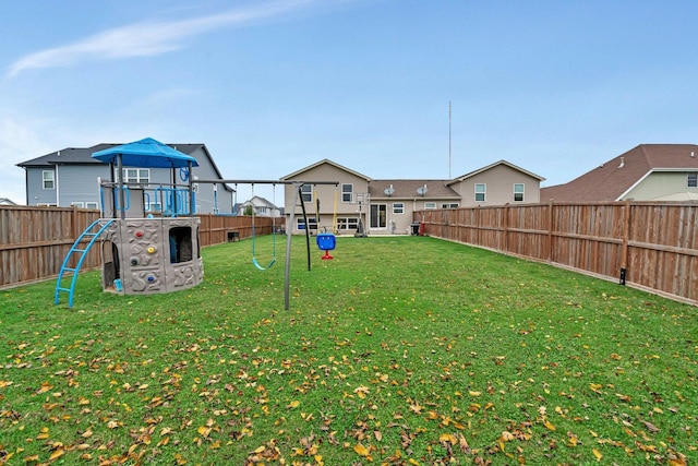 view of yard featuring a playground