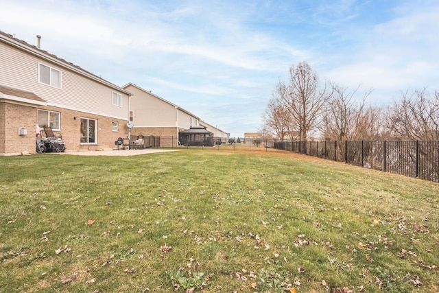 view of yard with a patio