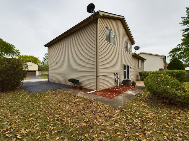 view of side of home