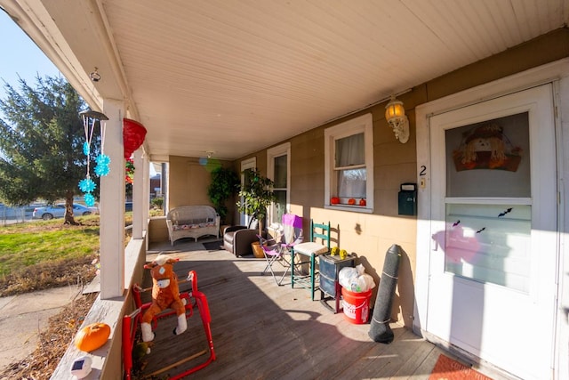 view of patio / terrace with covered porch