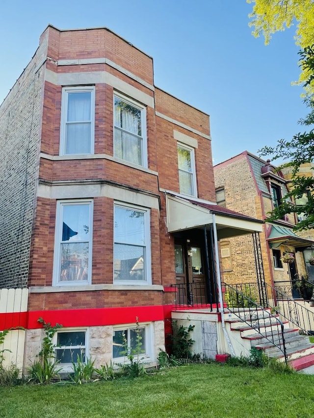 view of front facade with a porch