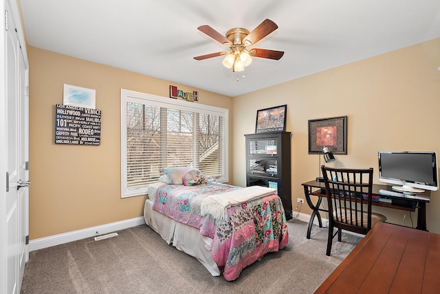 bedroom featuring carpet and ceiling fan