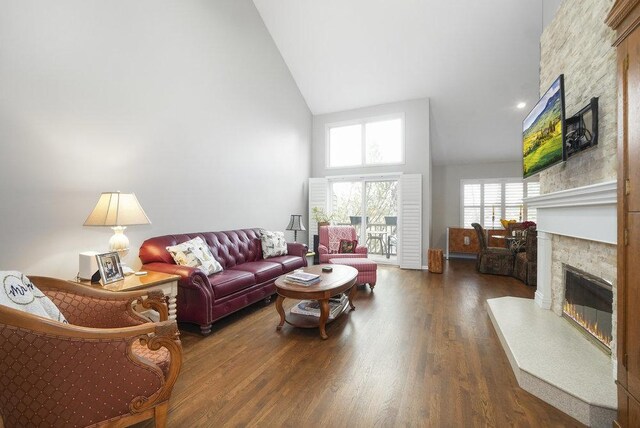 bedroom featuring dark hardwood / wood-style floors and ceiling fan