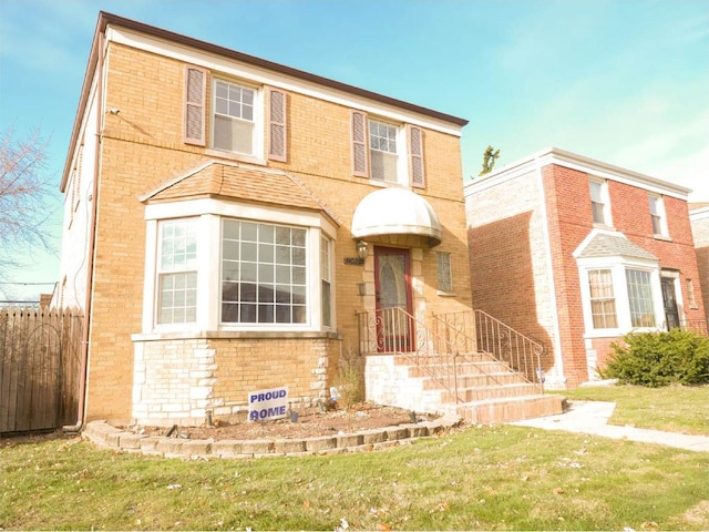 view of front of house with a front yard