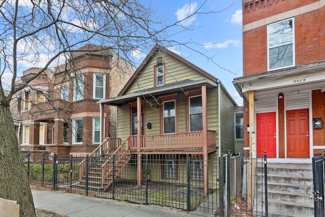 view of front of house featuring a porch