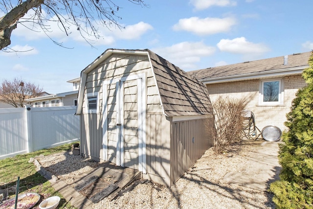 view of outbuilding