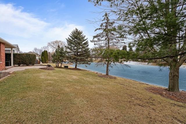 view of water feature