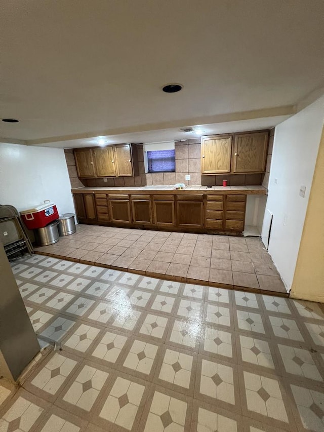 kitchen featuring light tile patterned floors