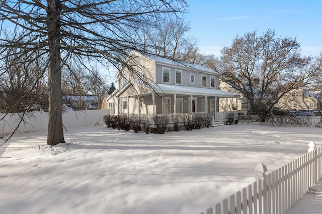 view of front of house featuring covered porch