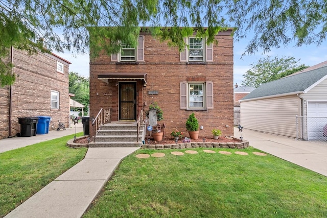 view of front of home featuring a front lawn