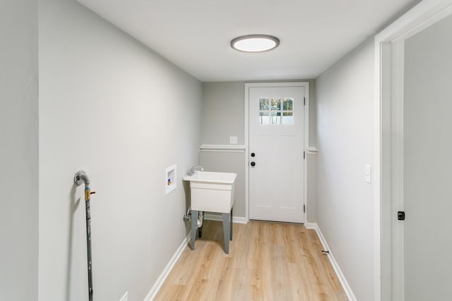 7S135 Clover Ct, Naperville, IL 60540 - doorway featuring light wood finished floors and baseboards