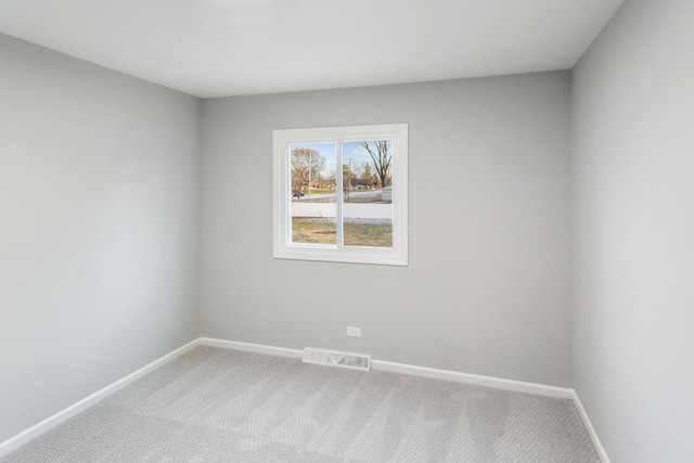 7S135 Clover Ct, Naperville, IL 60540 - carpeted empty room with baseboards
