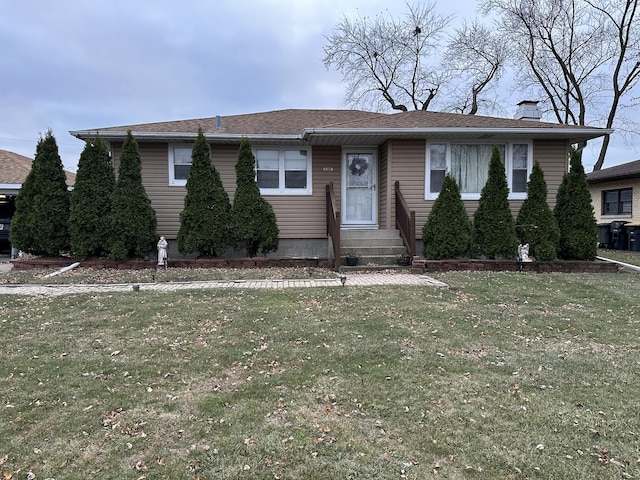 view of front of property with a front yard