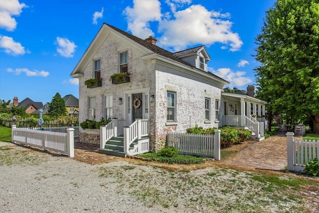 view of front of house