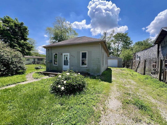 503 W Oliver St, Mansfield, IL 61854 - photo 1