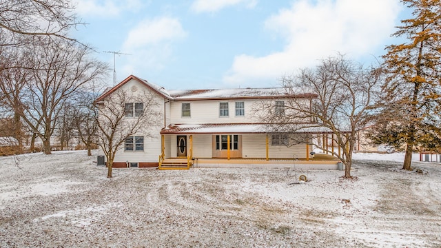 view of front of house featuring a porch