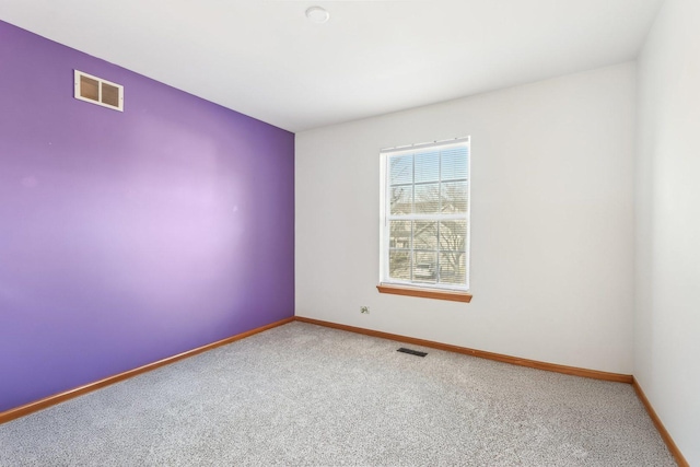 empty room featuring carpet