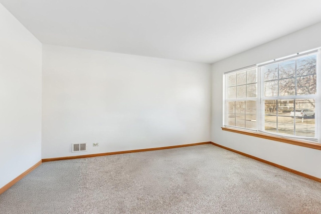 empty room featuring carpet