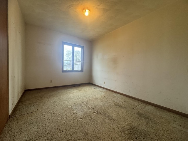 empty room with carpet