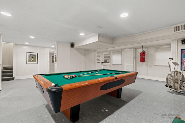 game room featuring pool table