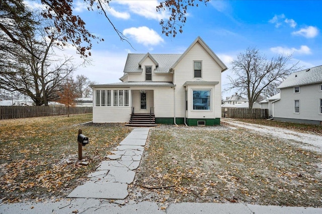 view of front of property