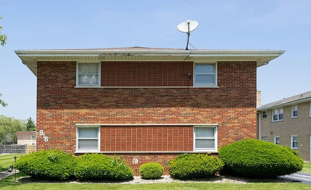 view of home's exterior